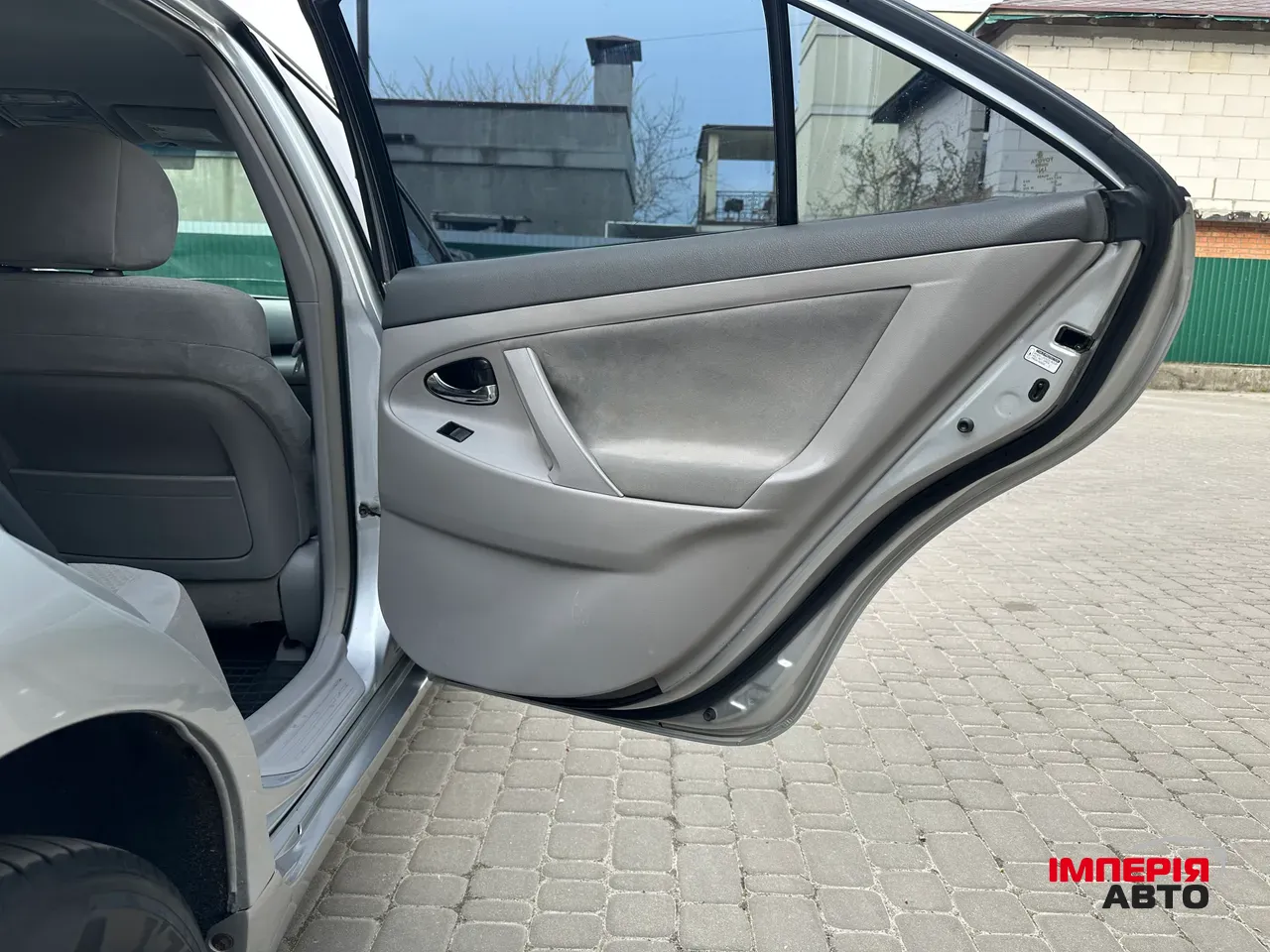 Toyota Camry - фото 13