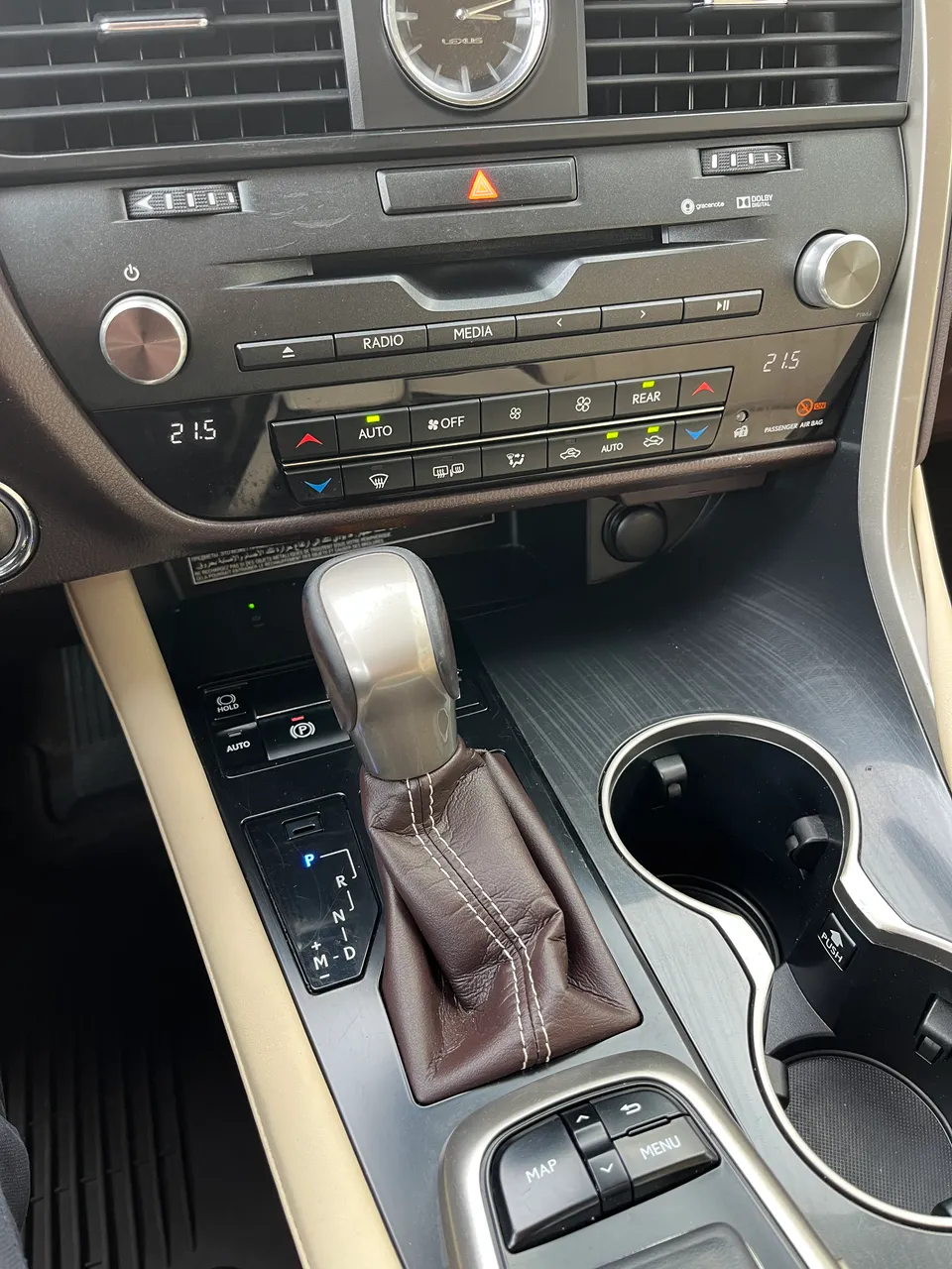 Lexus RX - фото 33