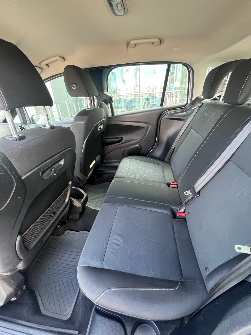 Ford B-MAX - фото 22