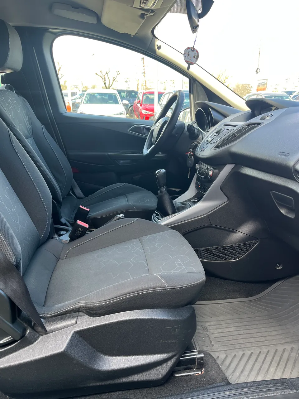 Ford B-MAX - фото 11