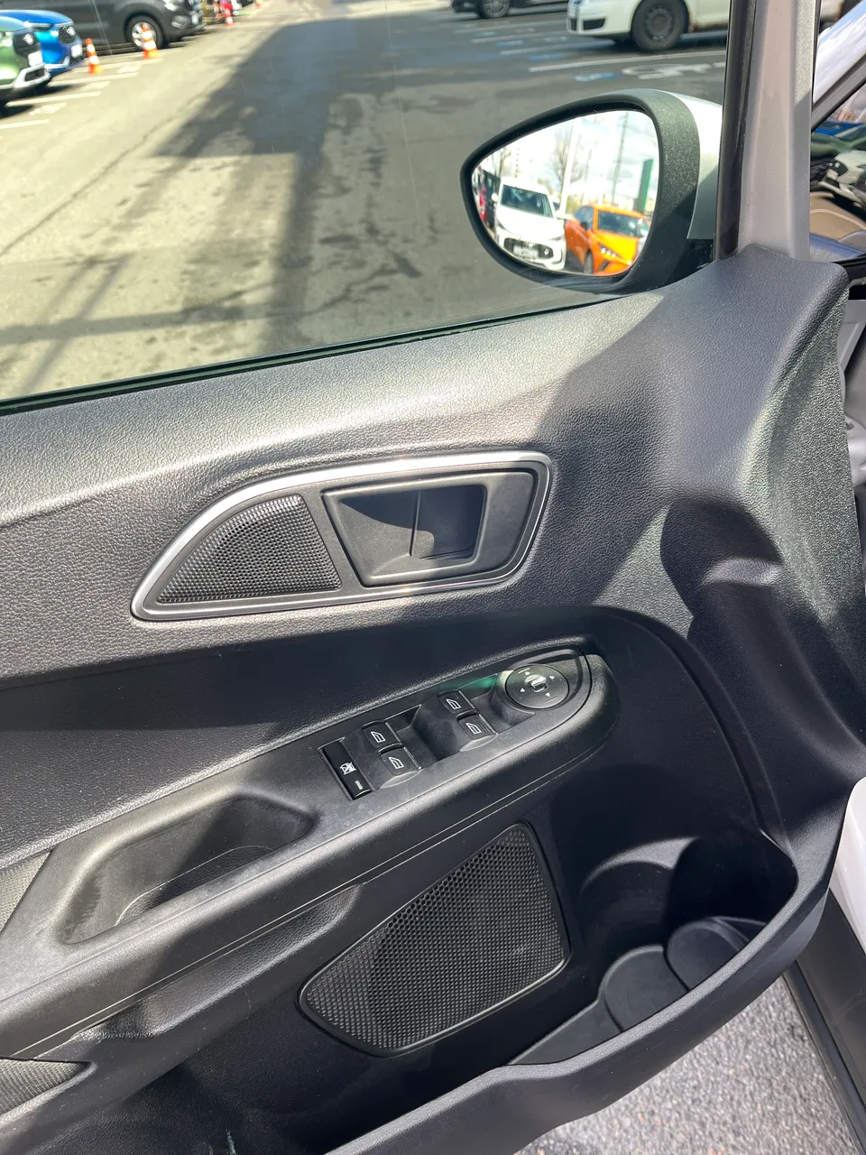 Ford B-MAX - фото 19