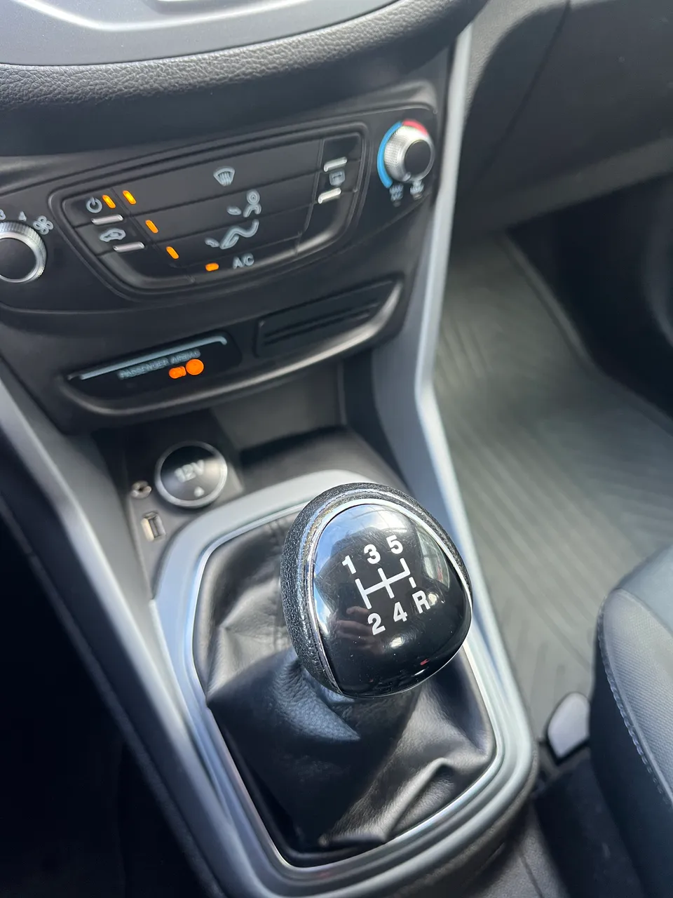 Ford B-MAX - фото 25