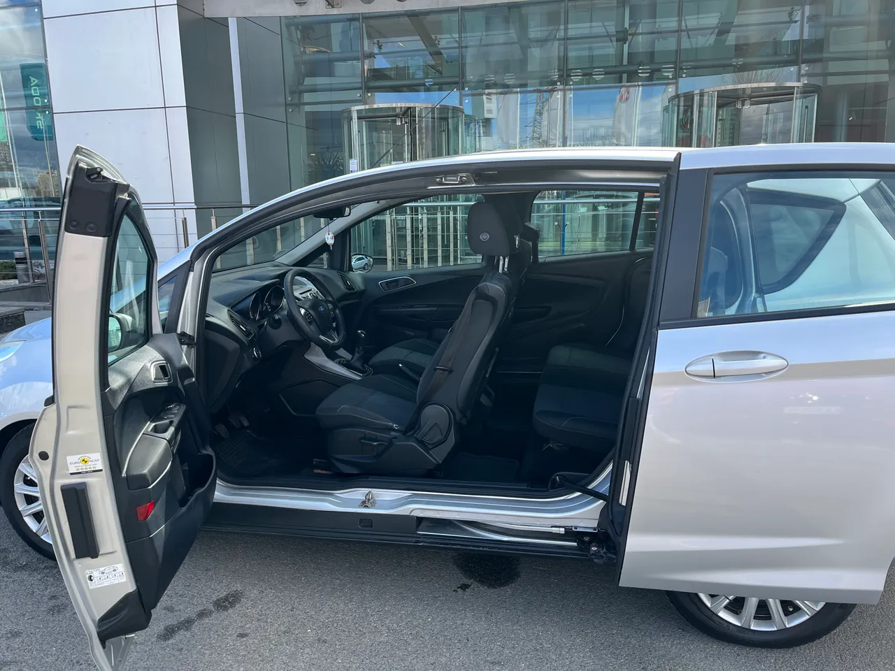 Ford B-MAX - фото 21