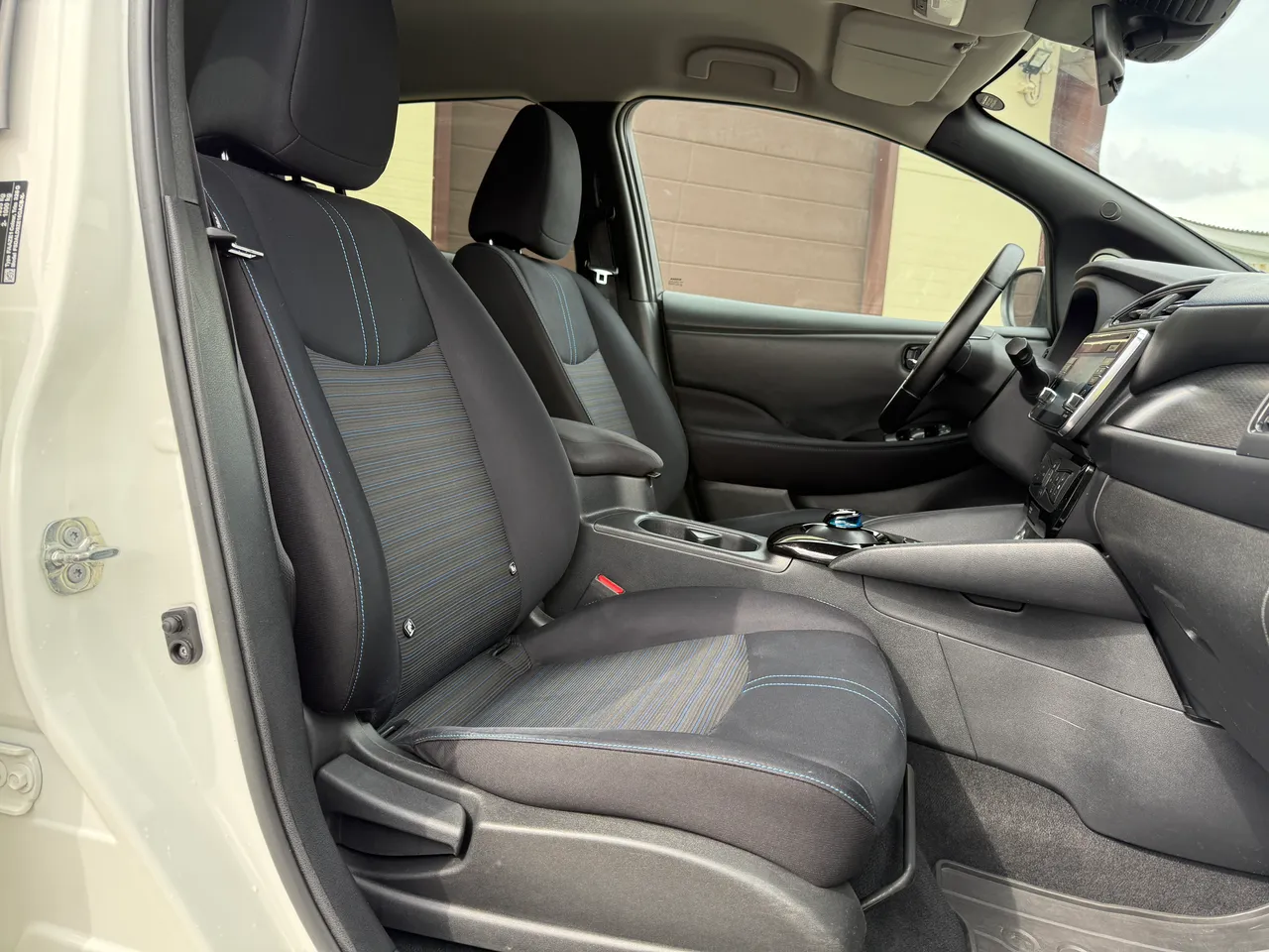 Nissan Leaf - фото 24