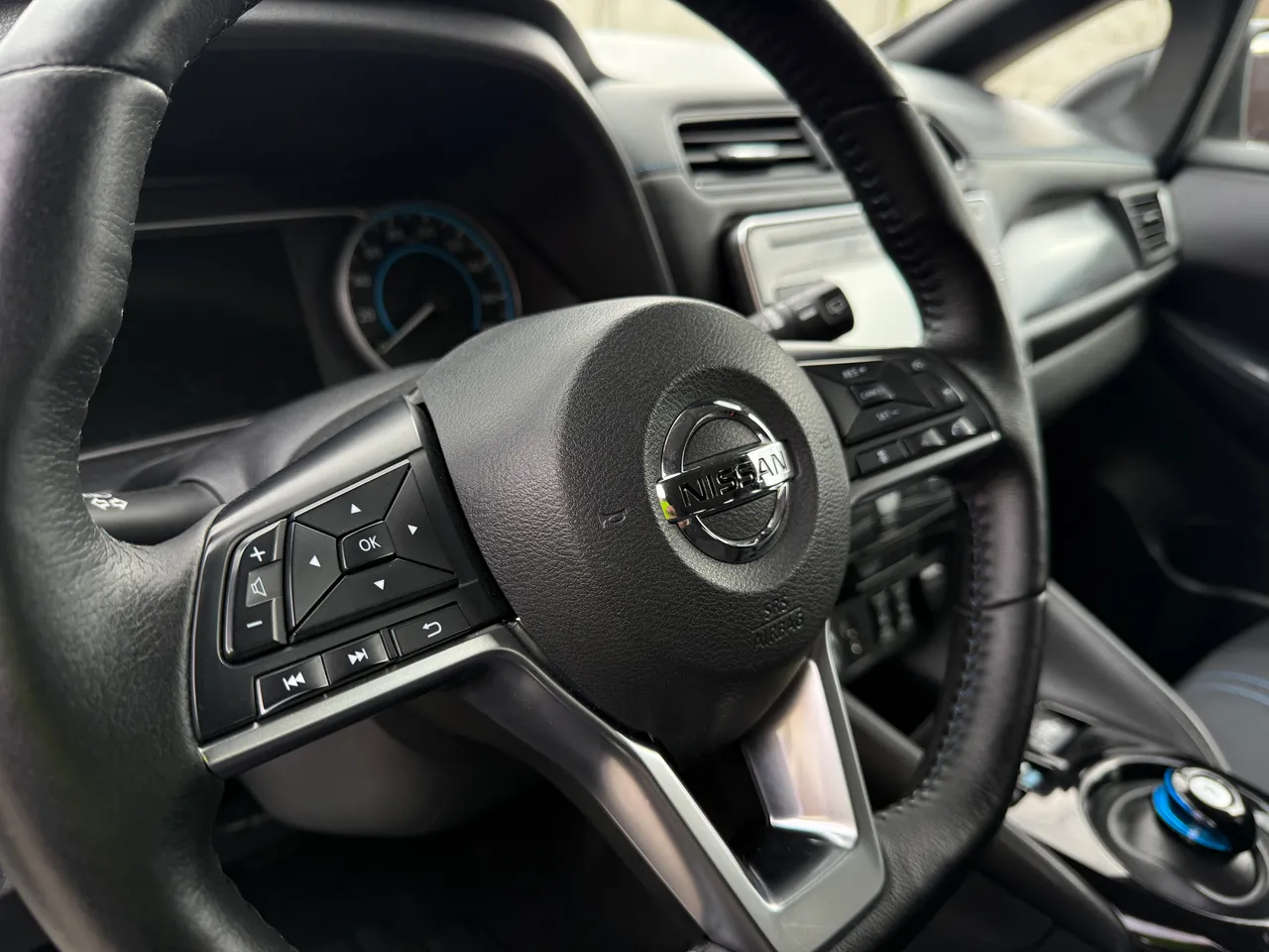 Nissan Leaf - фото 19