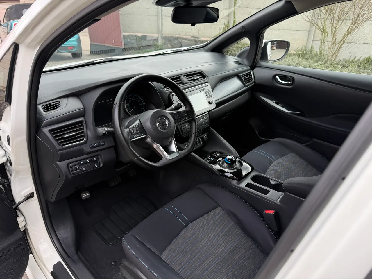 Nissan Leaf - фото 12