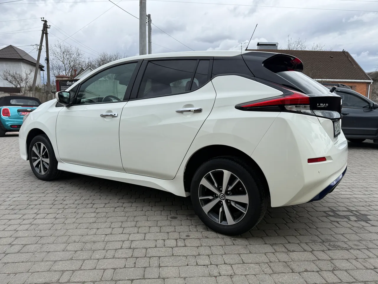 Nissan Leaf - фото 10