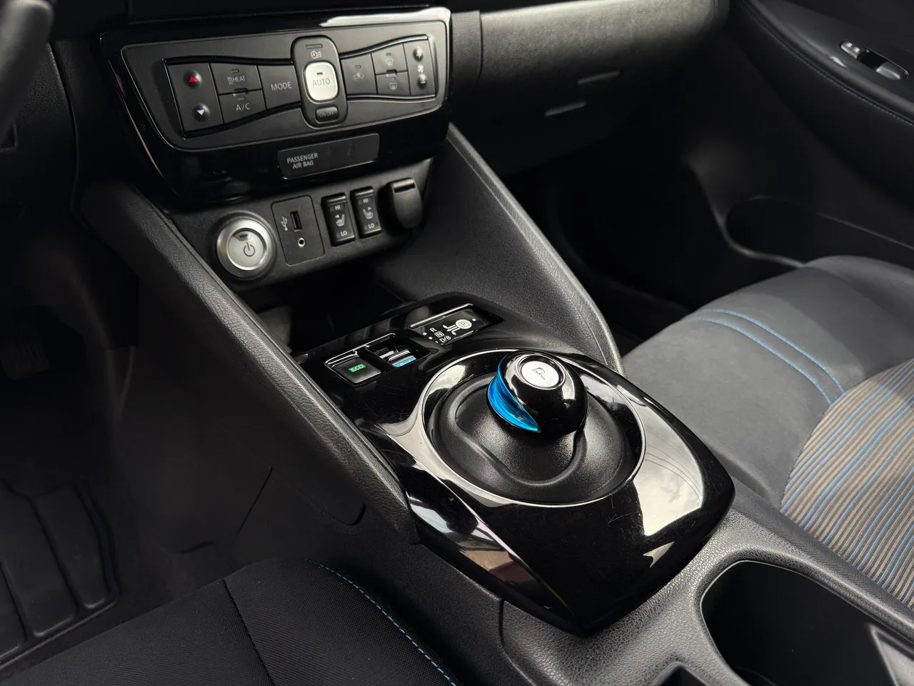 Nissan Leaf - фото 20