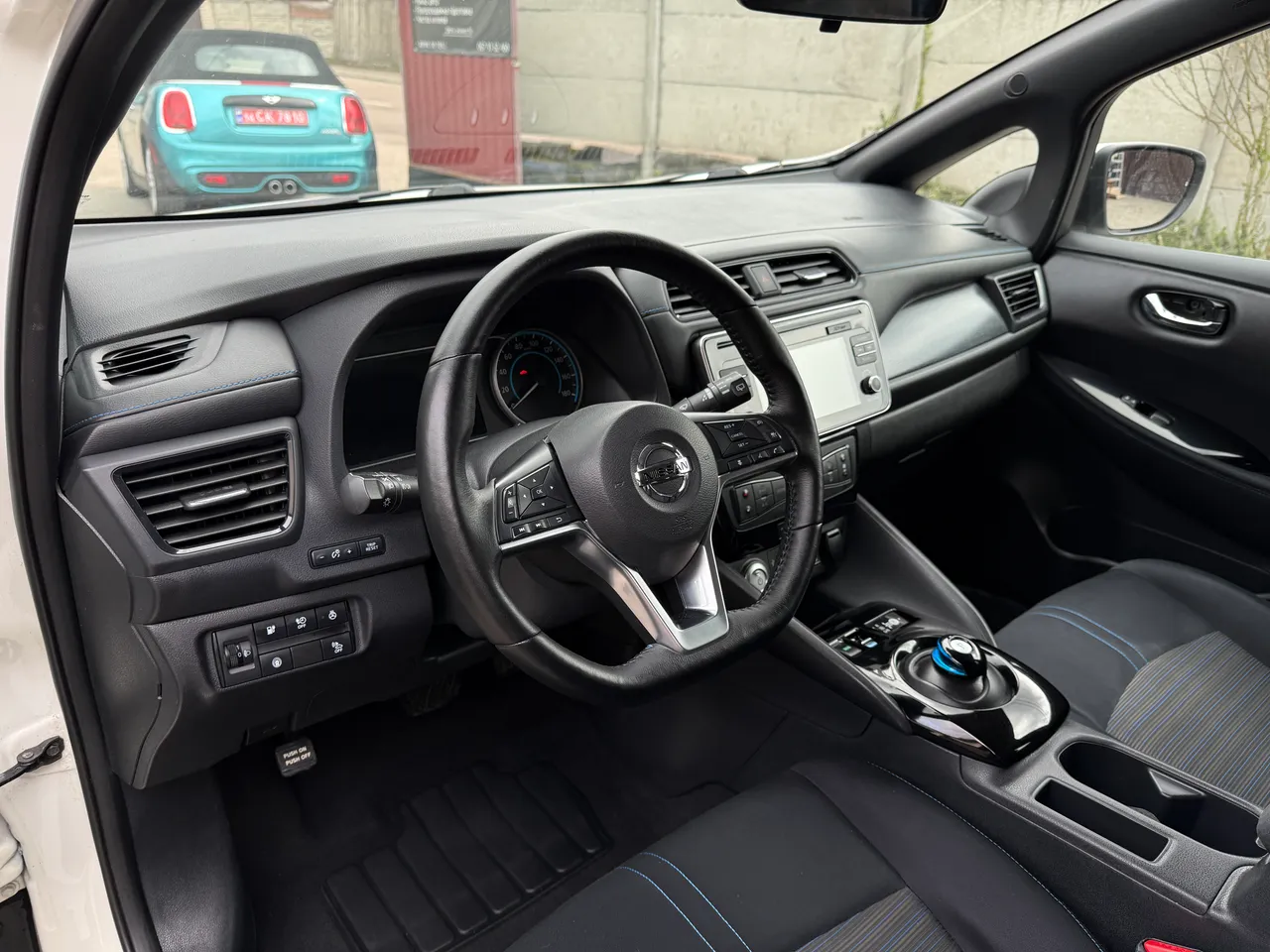 Nissan Leaf - фото 13