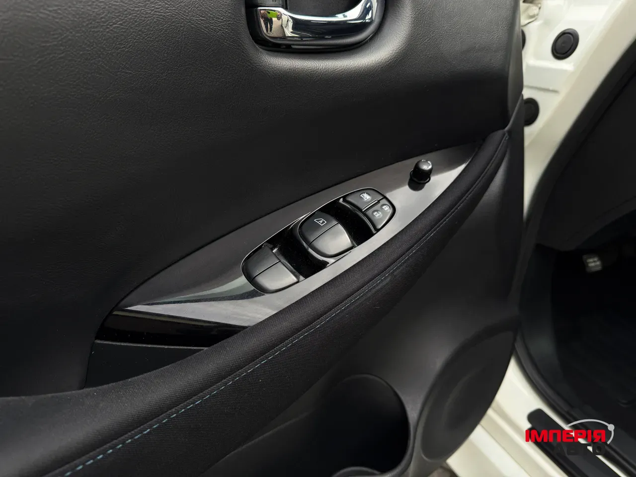 Nissan Leaf - фото 15