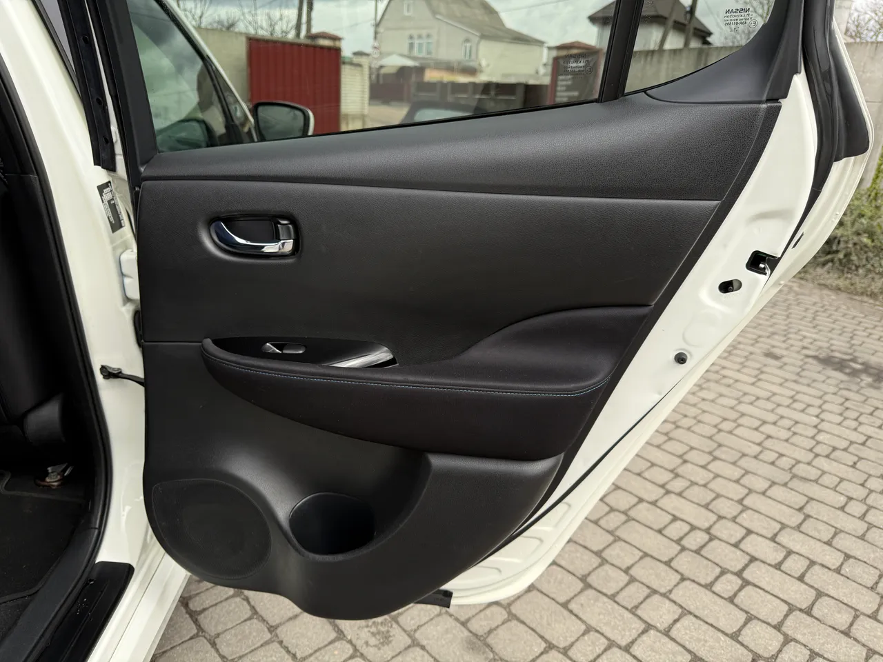 Nissan Leaf - фото 29