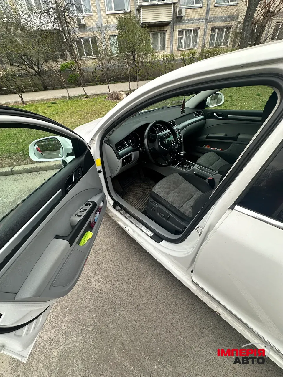 Skoda Superb - фото 8