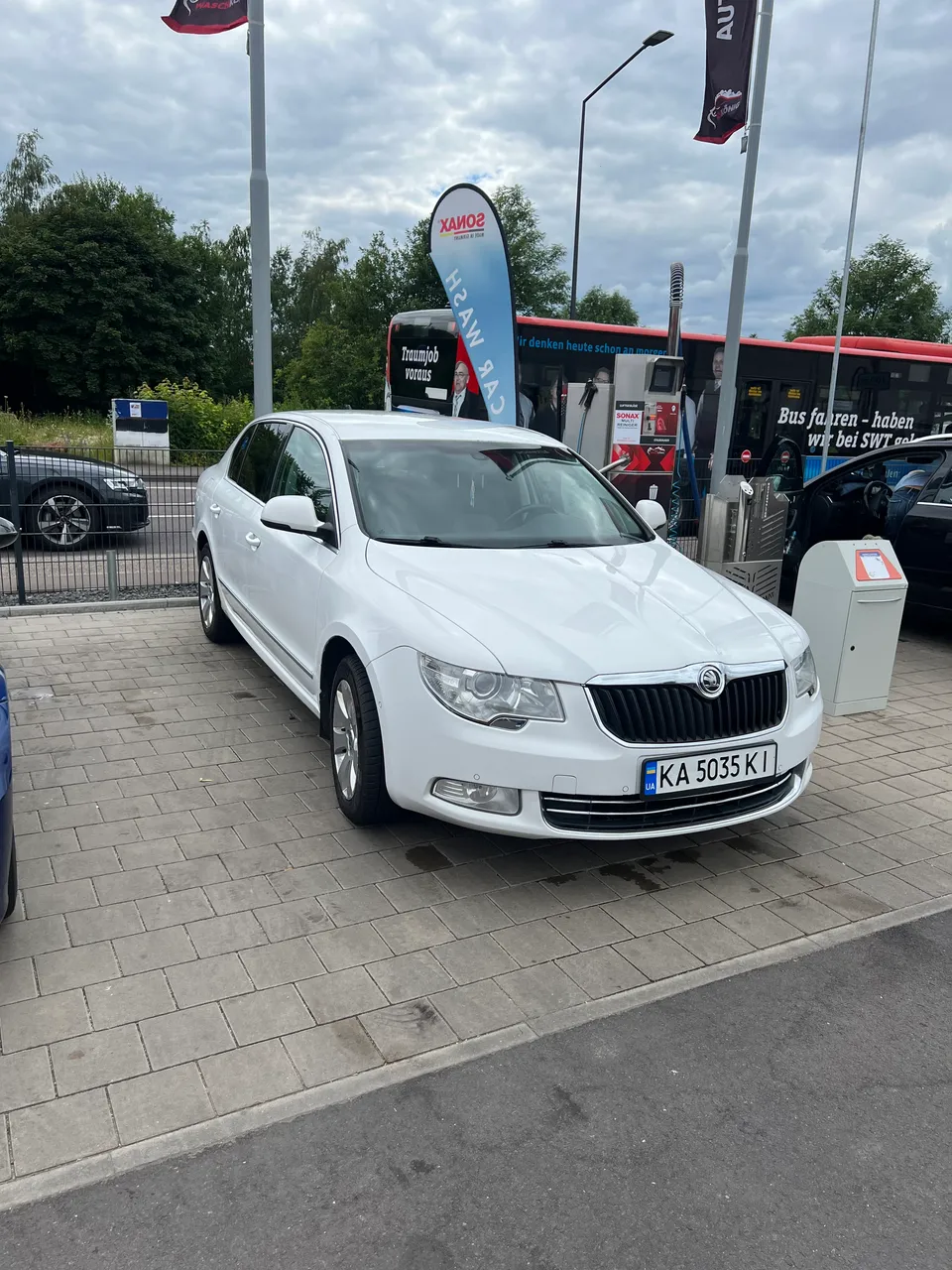 Skoda Superb - фото 1