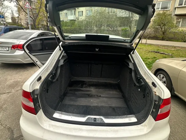 Skoda Superb - фото 4