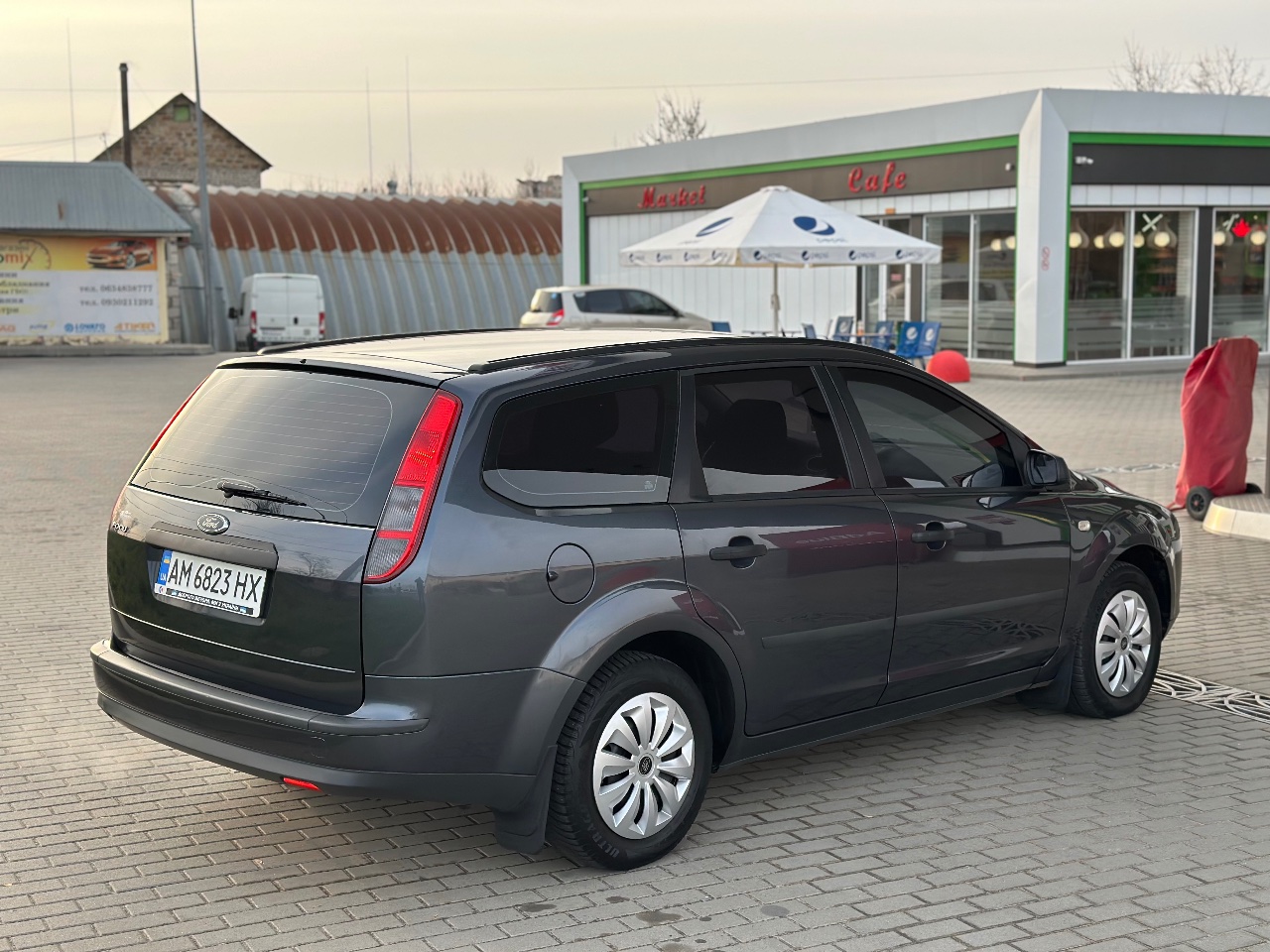 Ford Focus - фото 2