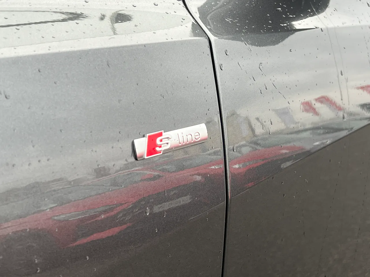 Audi Q8 - фото 11