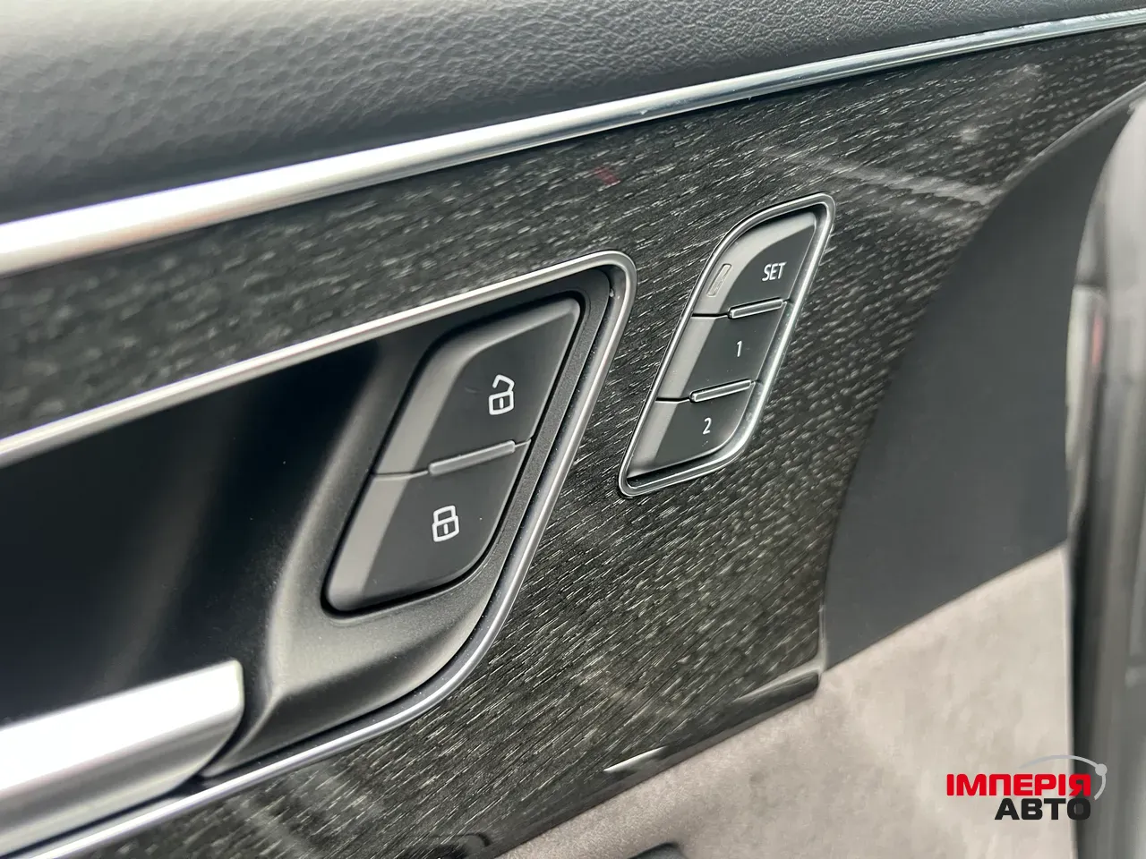 Audi Q8 - фото 44