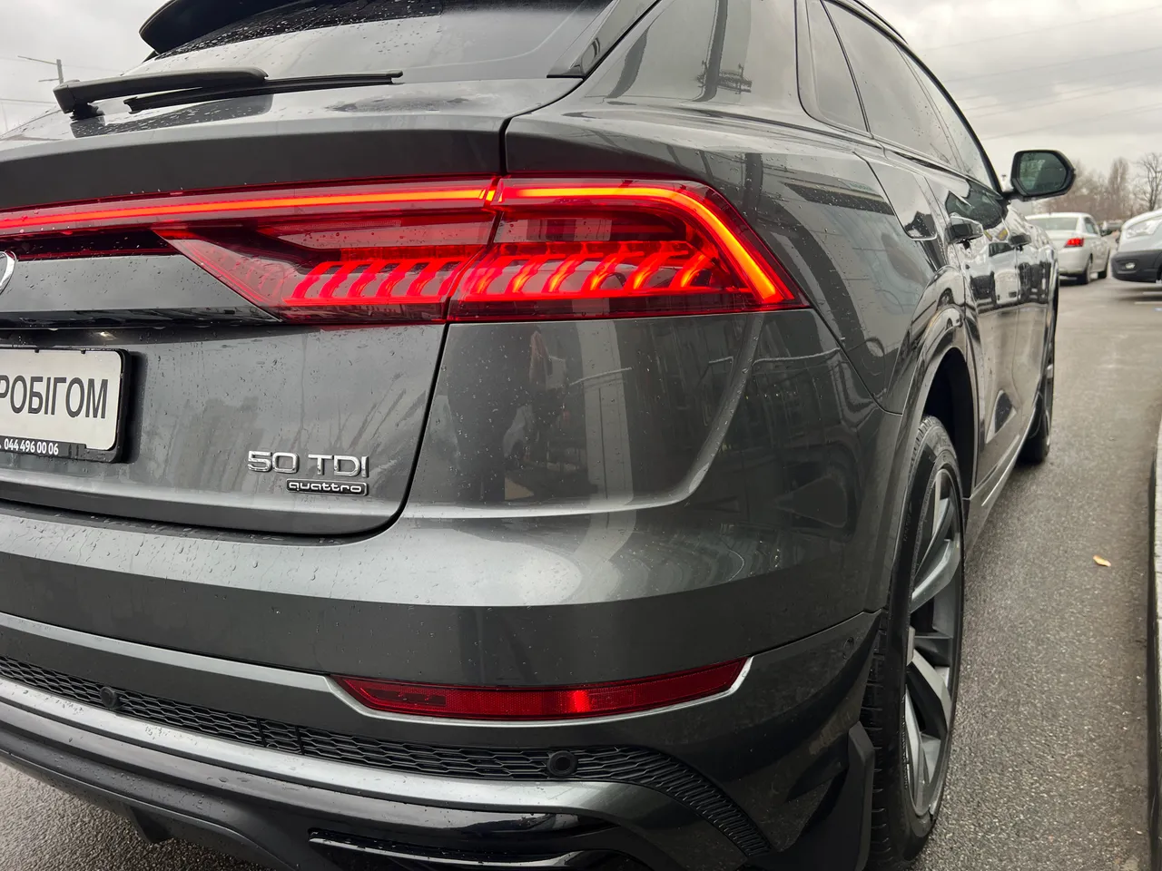 Audi Q8 - фото 14