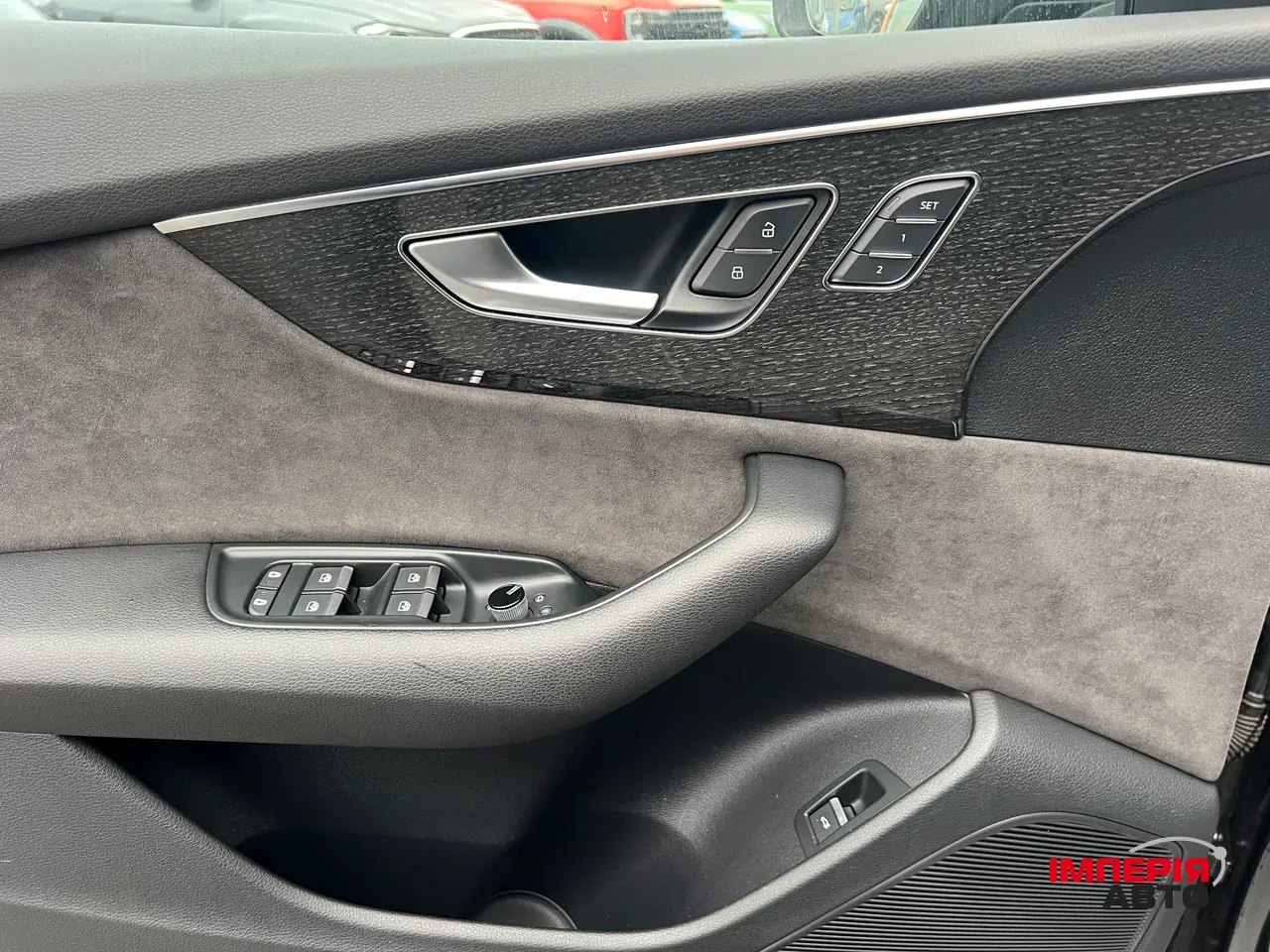 Audi Q8 - фото 45