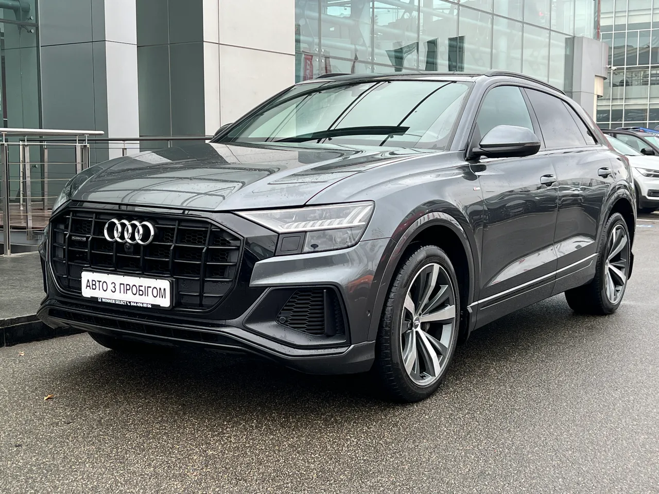 Audi Q8 - фото 3