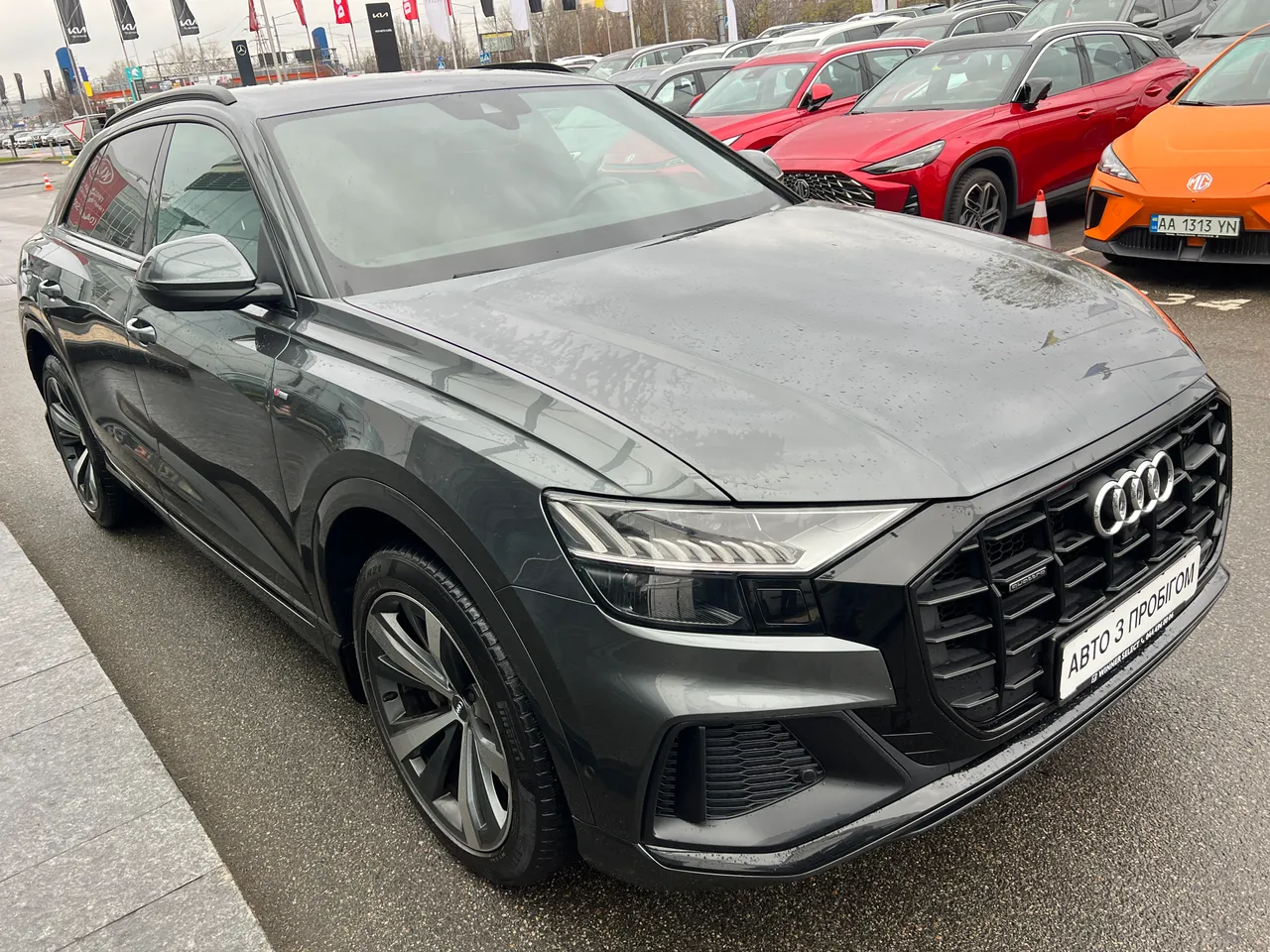 Audi Q8 - фото 9