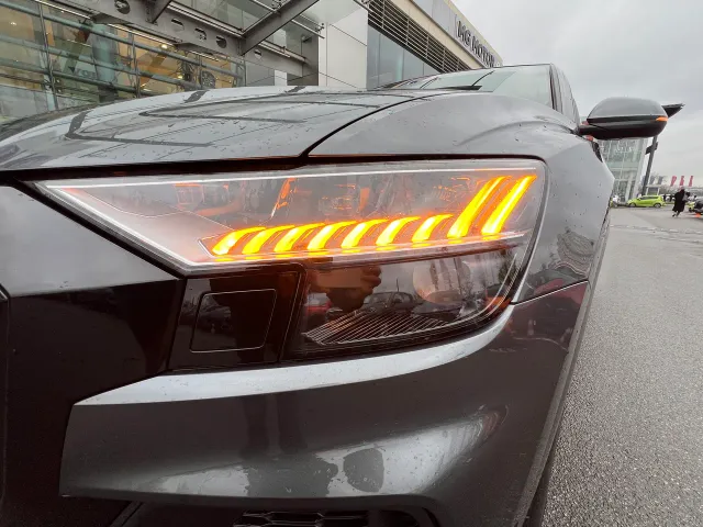 Audi Q8 - фото 2