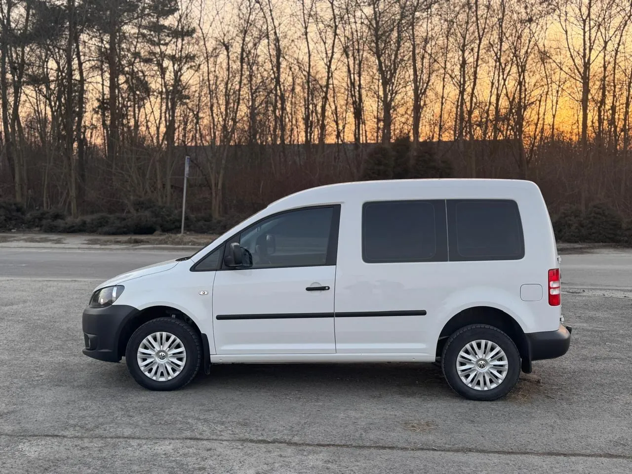 Volkswagen Caddy - фото 3
