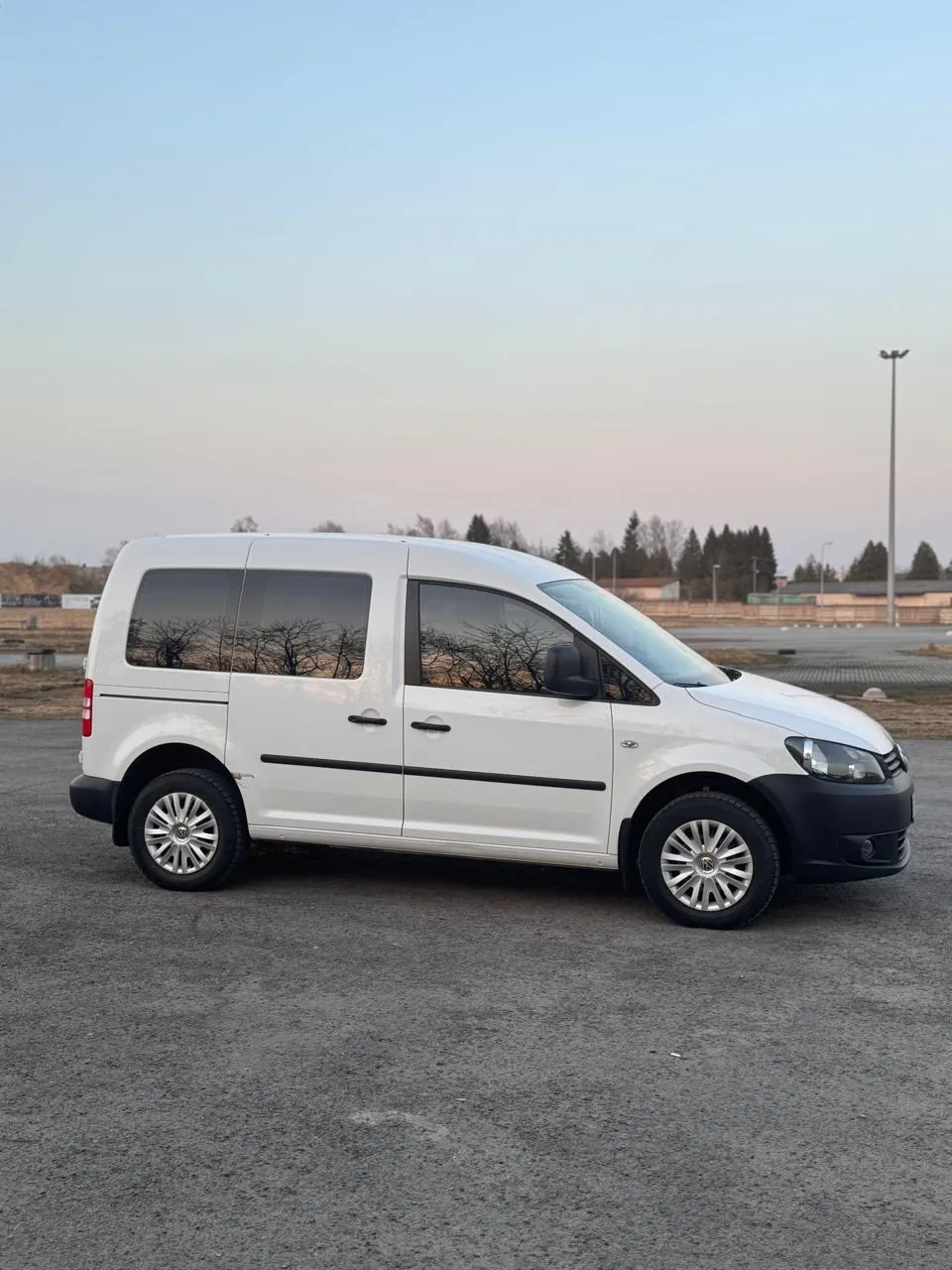 Volkswagen Caddy - фото 4