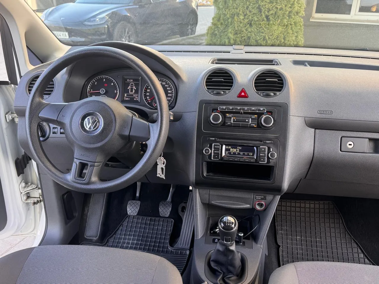 Volkswagen Caddy - фото 13