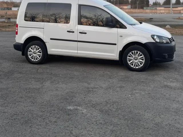 Volkswagen Caddy - фото 4