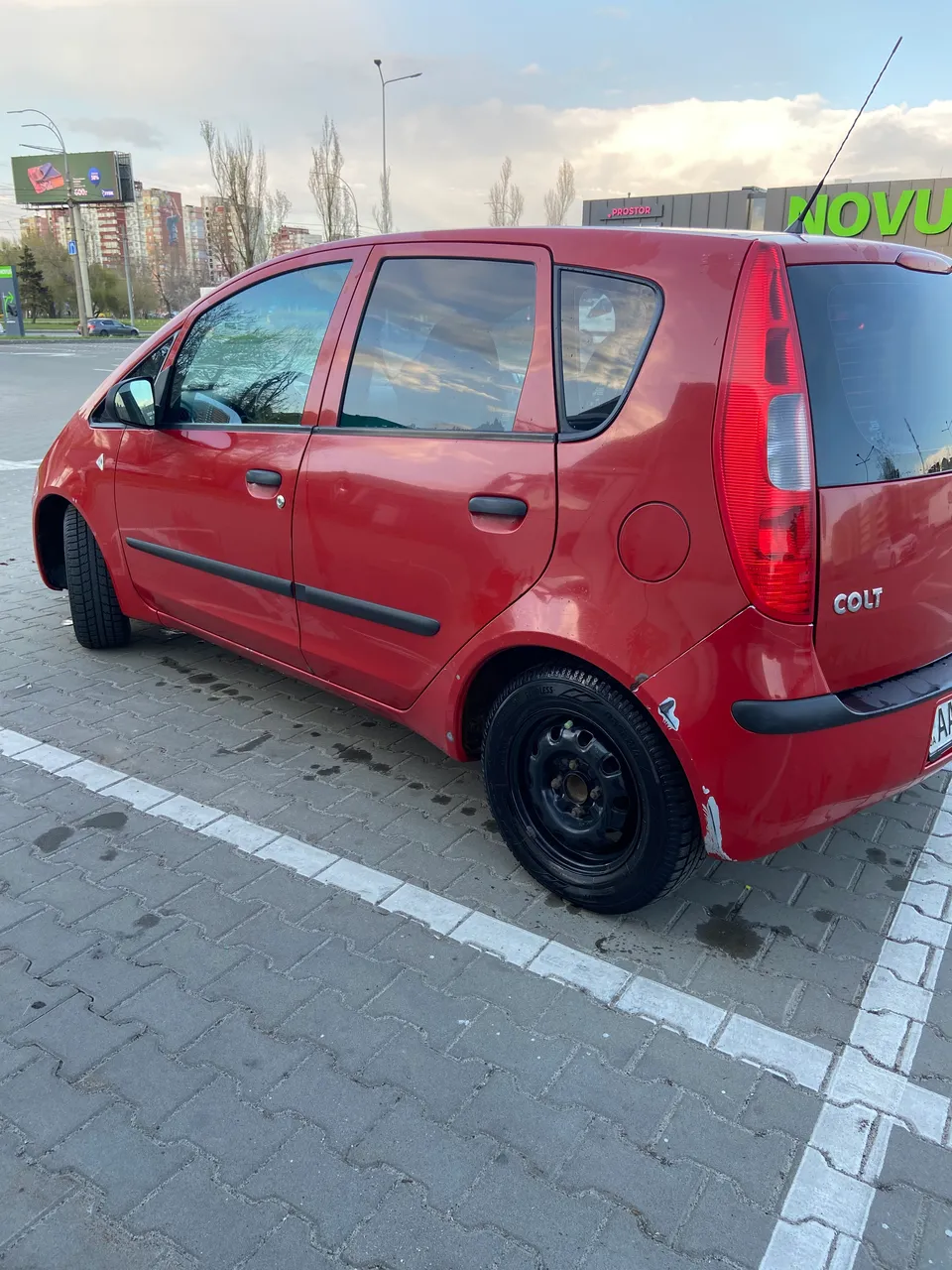 Mitsubishi Colt - фото 6