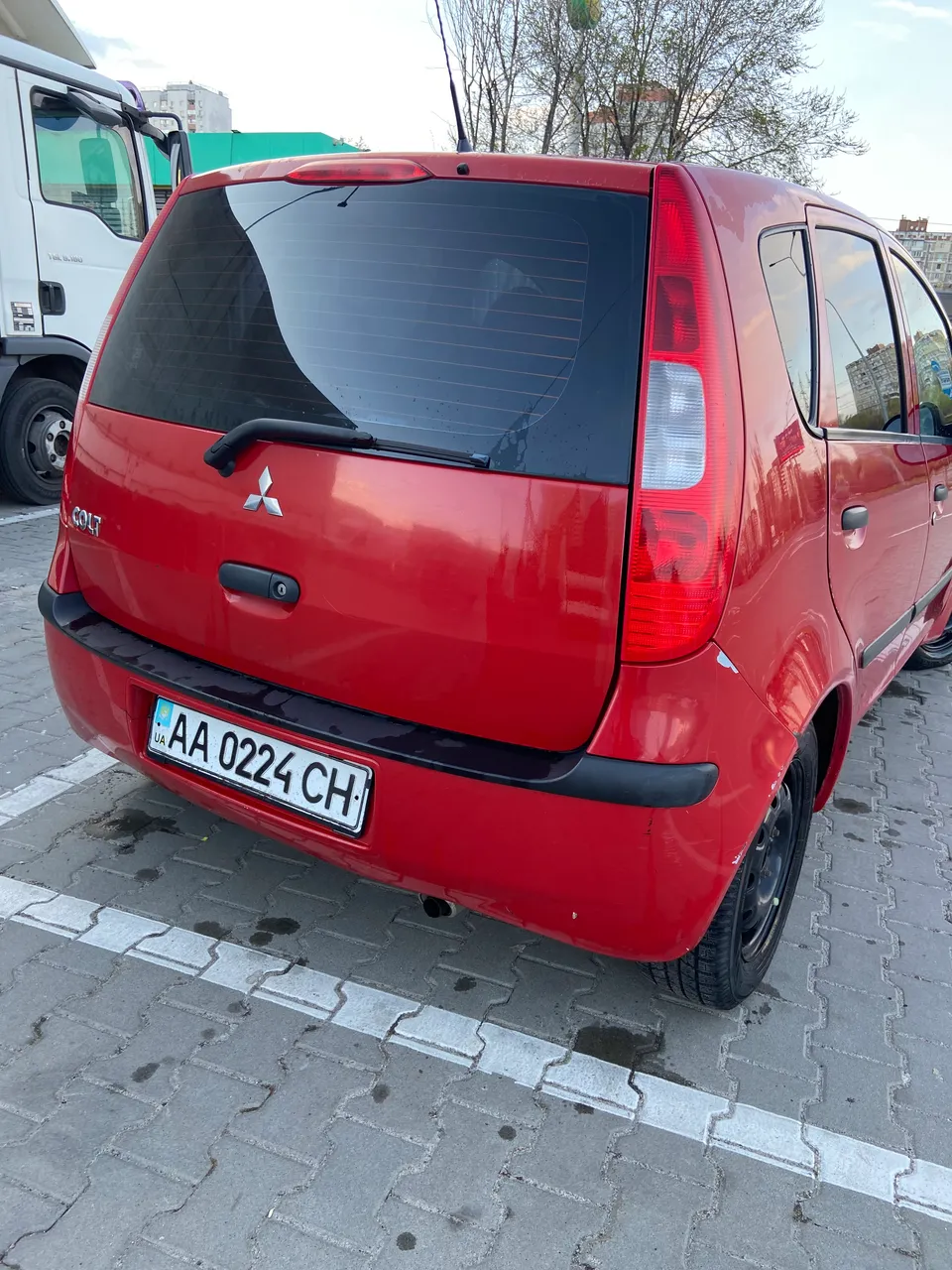 Mitsubishi Colt - фото 10