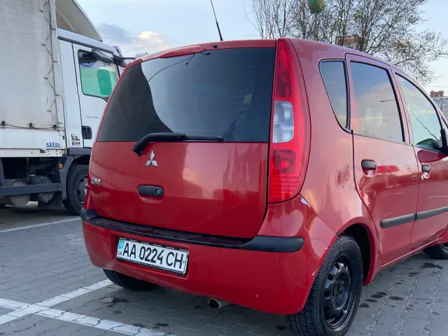 Mitsubishi Colt - фото 5