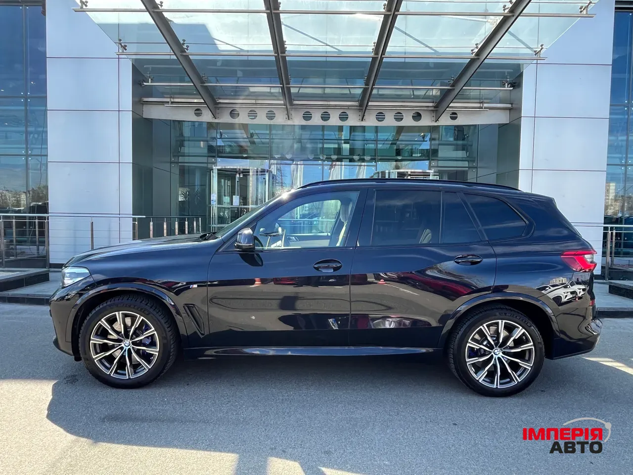 BMW X5 - фото 9