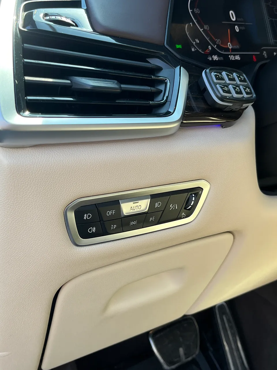 BMW X5 - фото 24