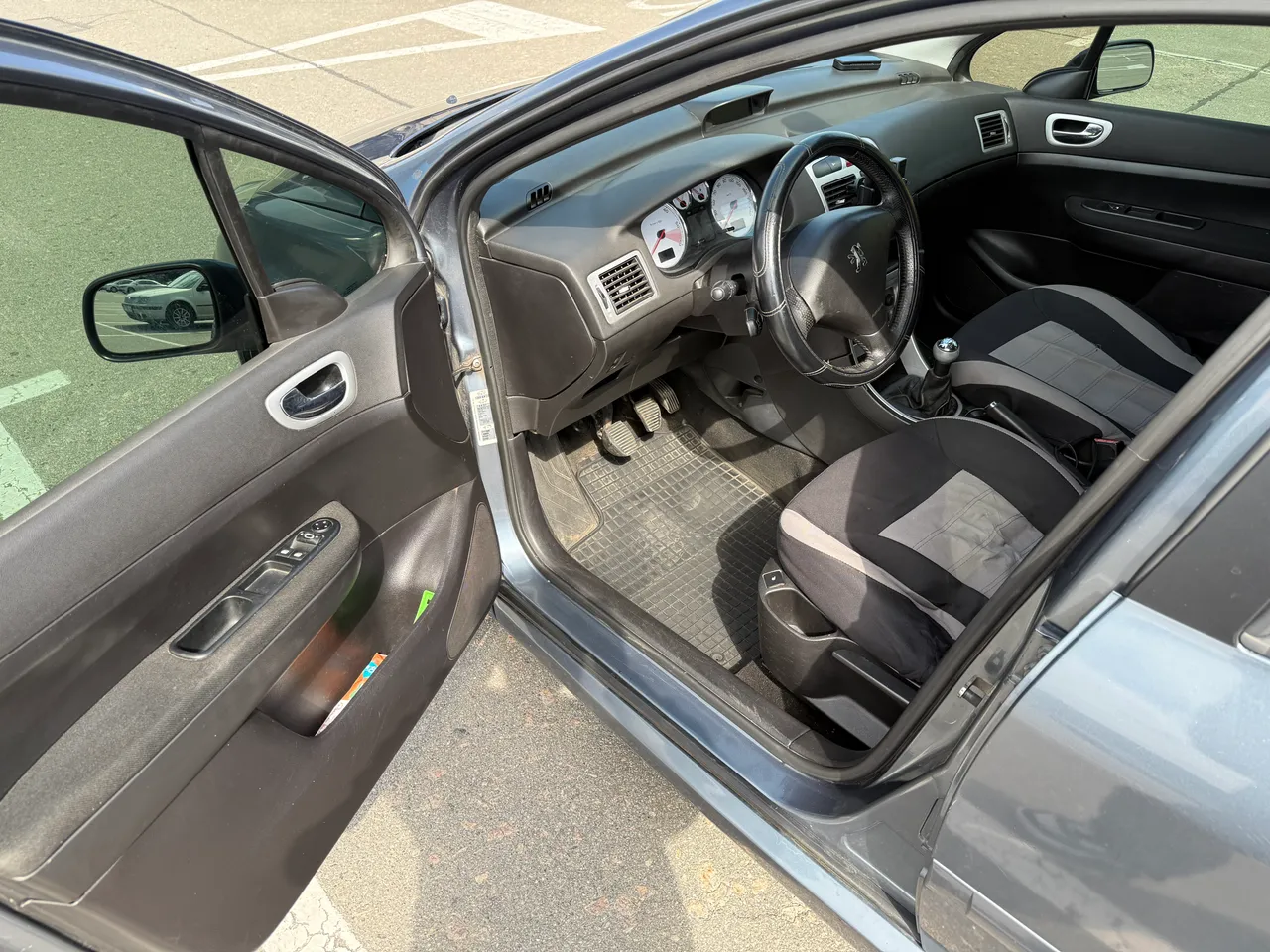 Peugeot 307 - фото 9