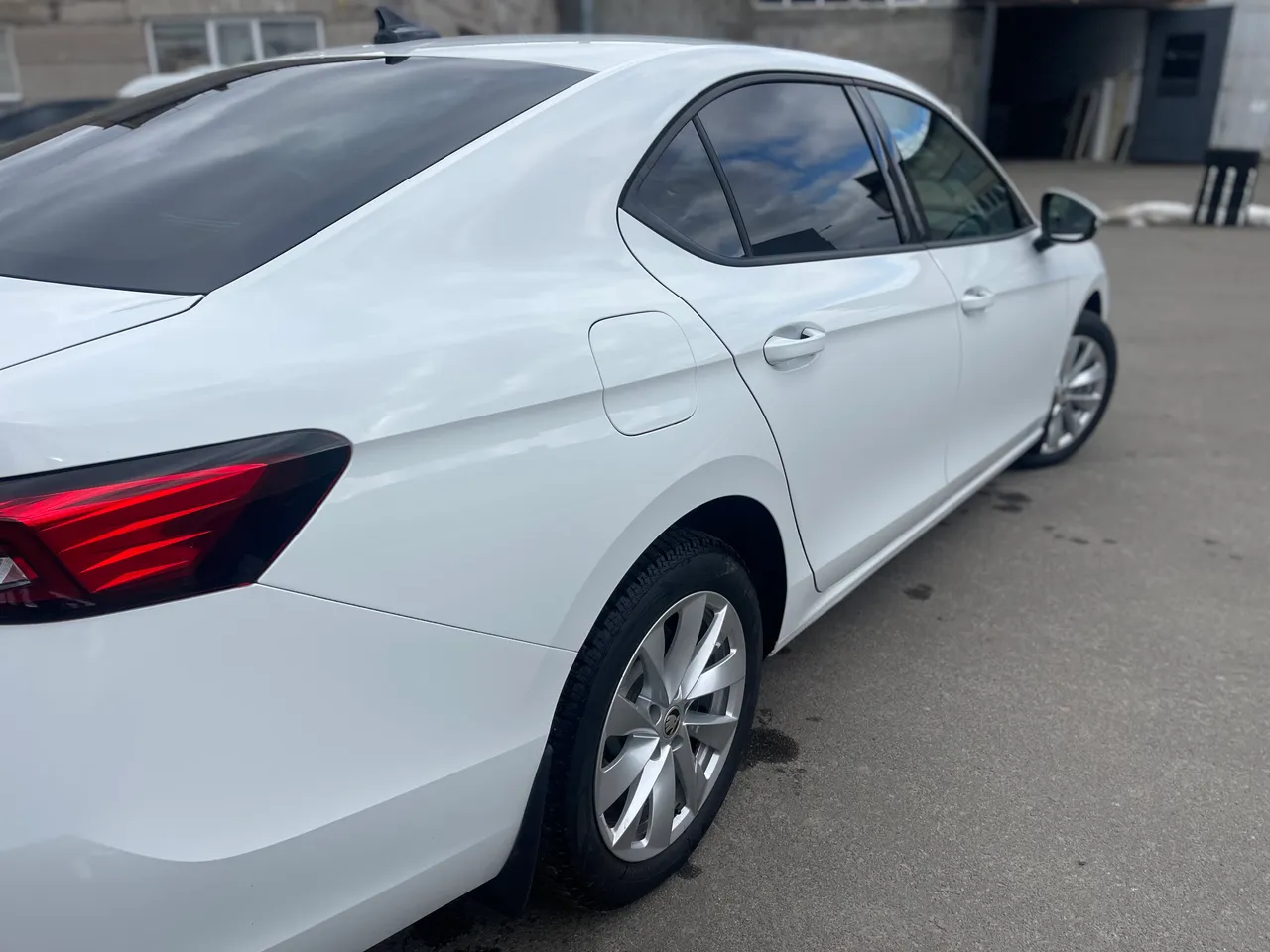 Skoda Superb - фото 4
