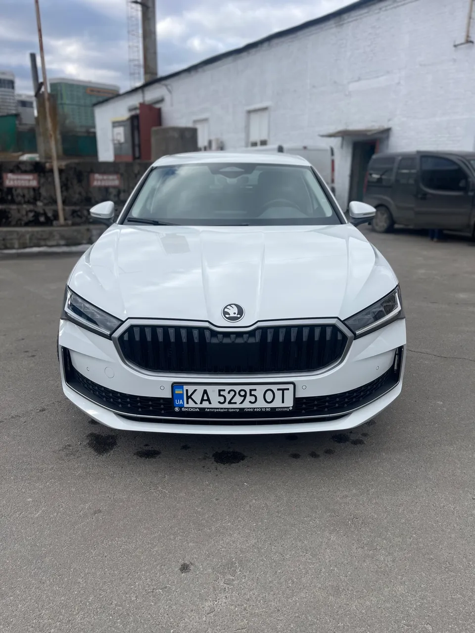 Skoda Superb - фото 8