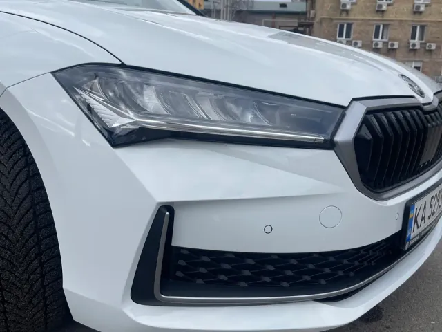 Skoda Superb - фото 2