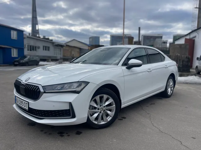 Skoda Superb - фото 1