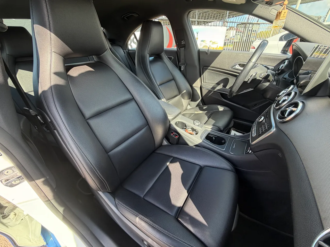 Mercedes-Benz CLA - фото 13