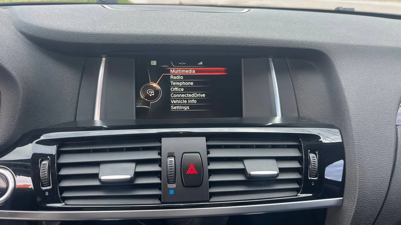 BMW X3 - фото 21