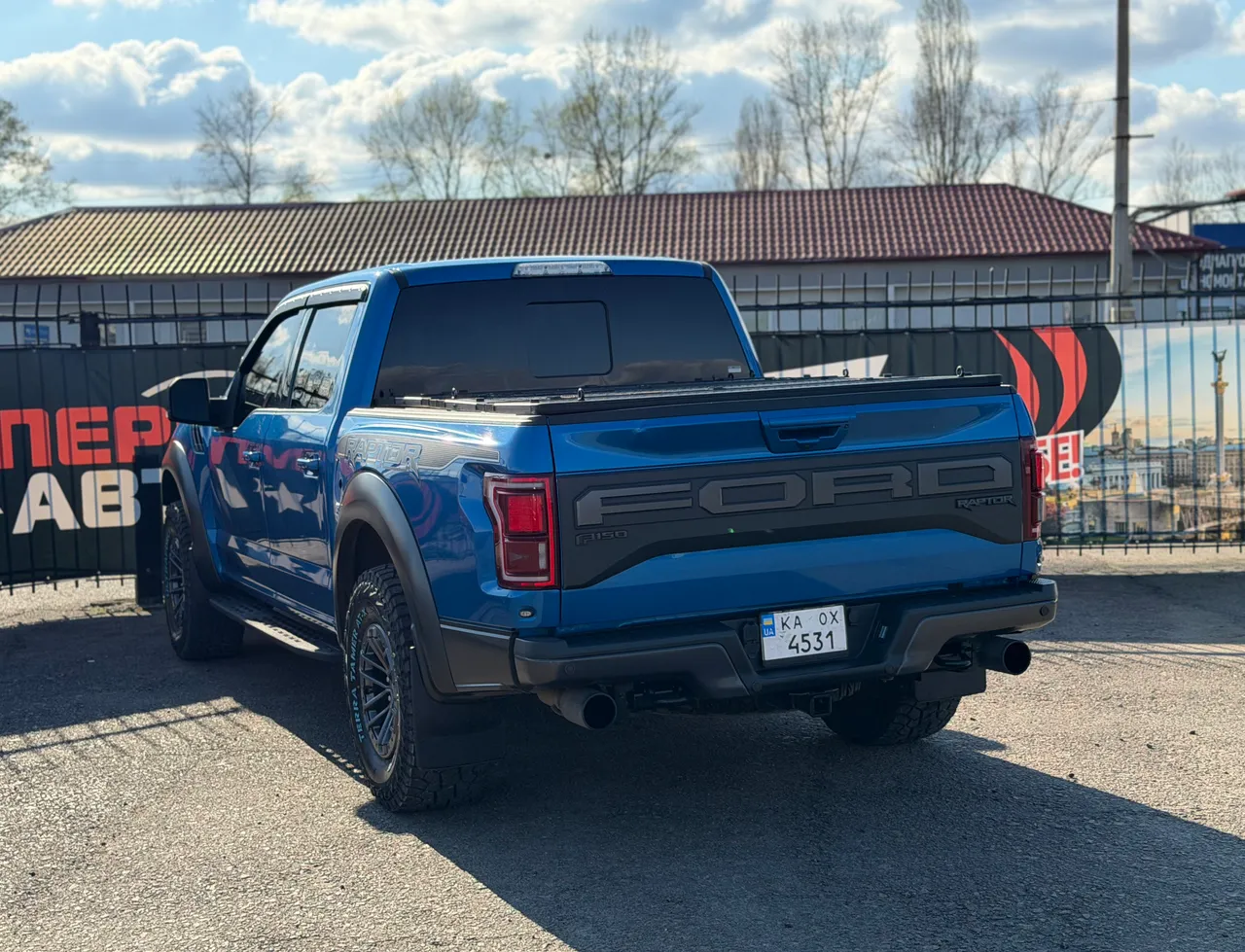 Ford F-150 - фото 10