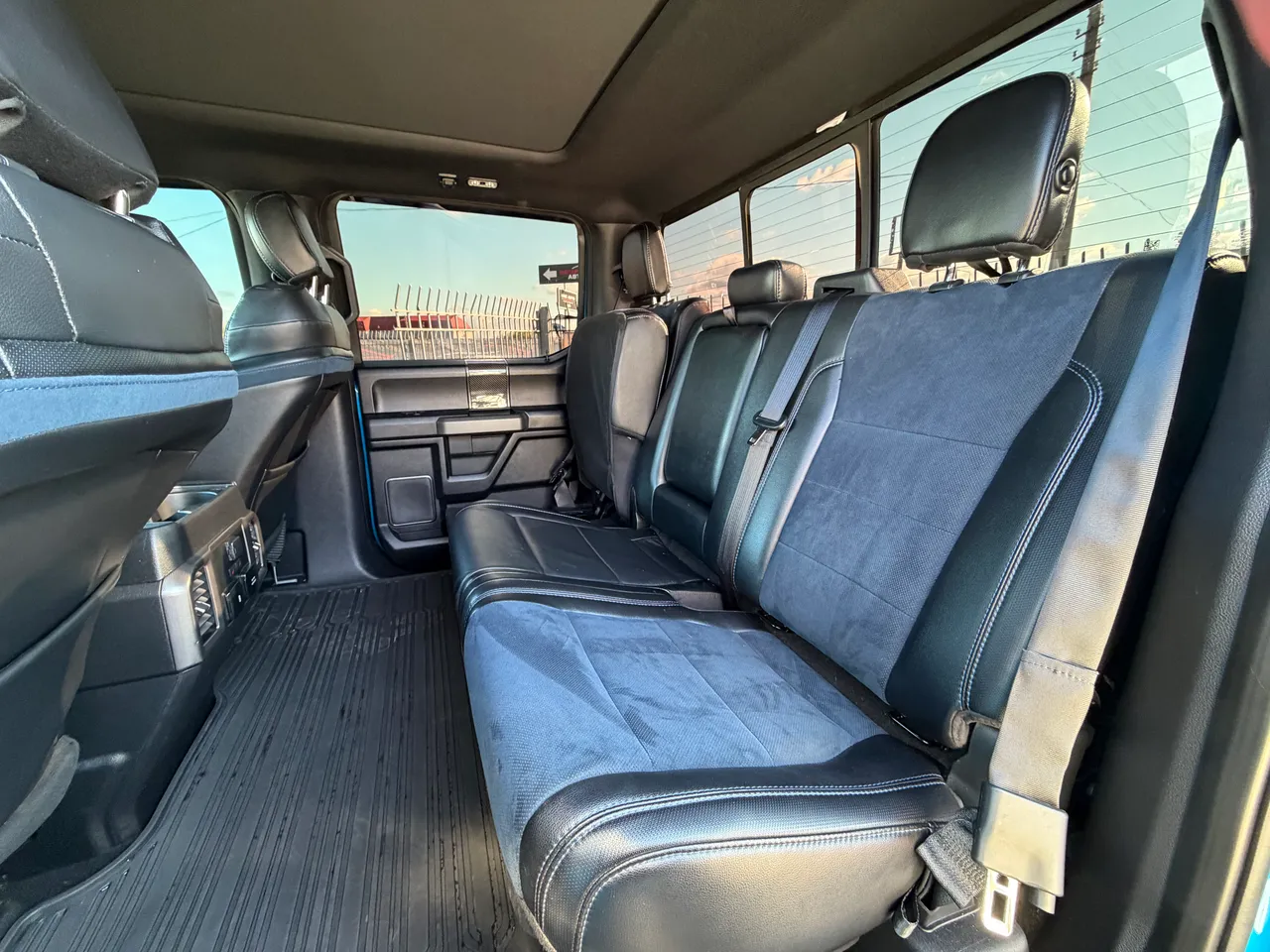 Ford F-150 - фото 6