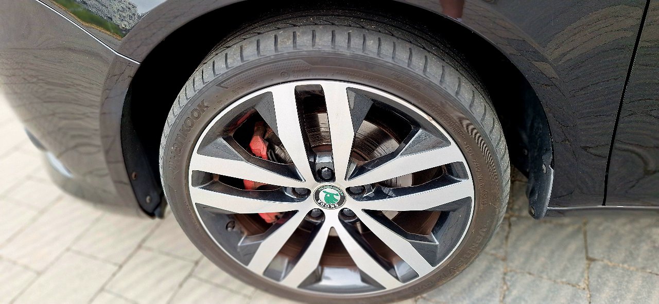 Skoda Fabia RS - фото 16