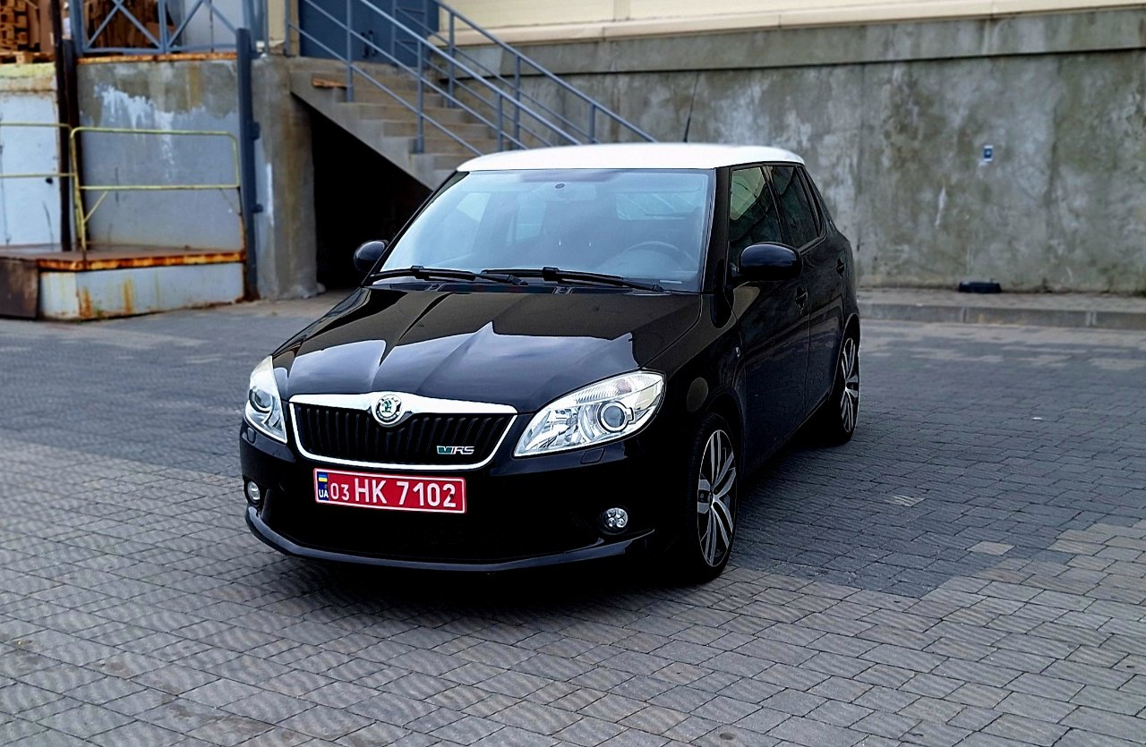 Skoda Fabia RS - фото 15