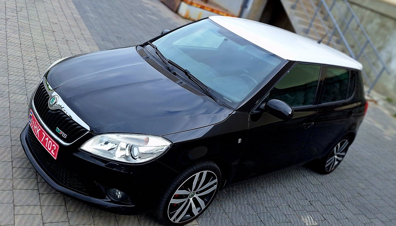 Skoda Fabia RS - фото 10