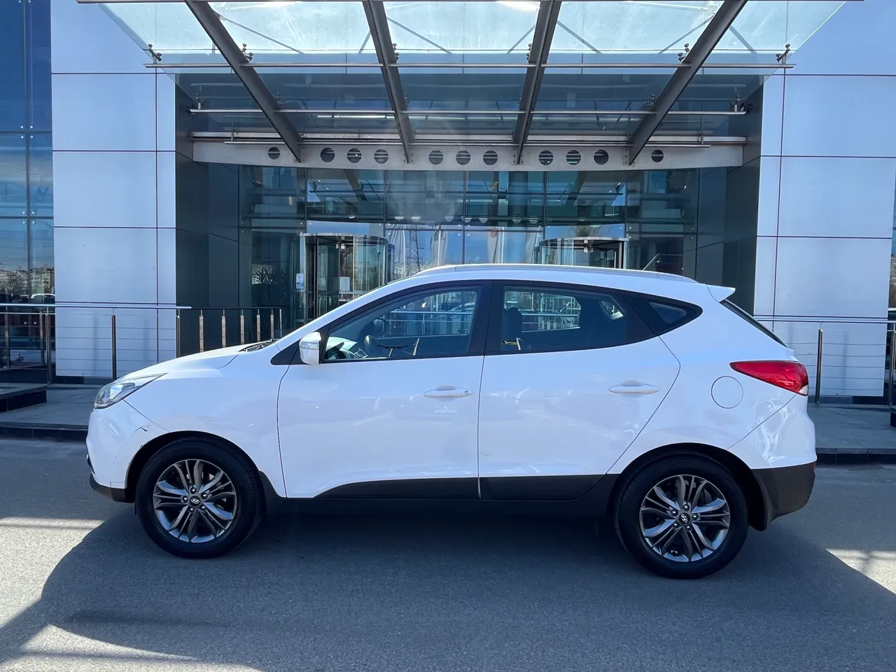 Hyundai ix35 - фото 9