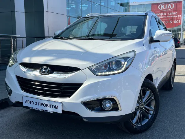 Hyundai ix35 - фото 1