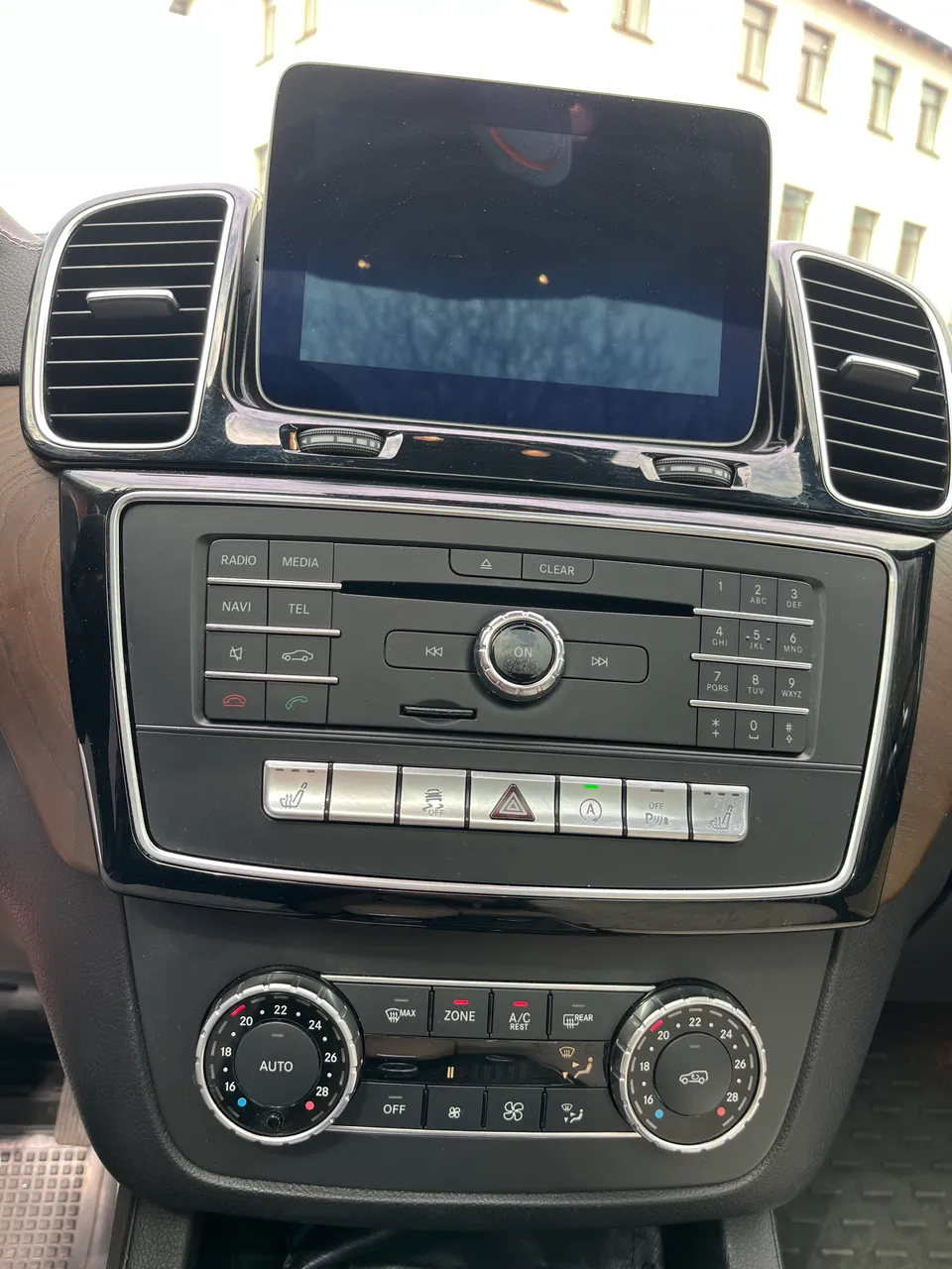 Mercedes-Benz GLE Coupe - фото 24